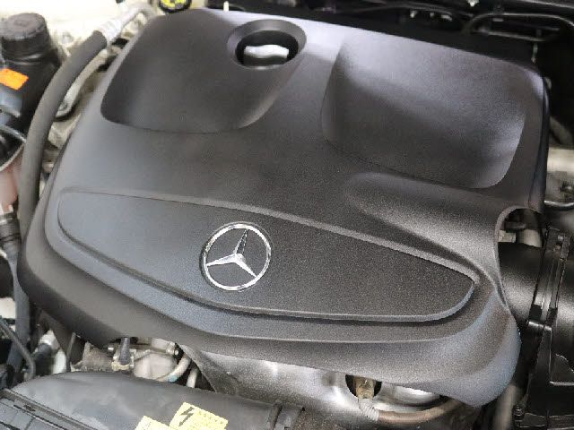 MERCEDES BENZ CLA CL 2017 Image 31