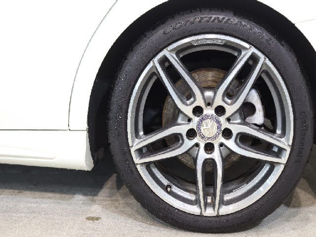 MERCEDES BENZ CLA CL 2017 Image 31