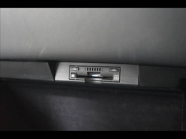 TOYOTA LEXUS NX300 2017 Image 31