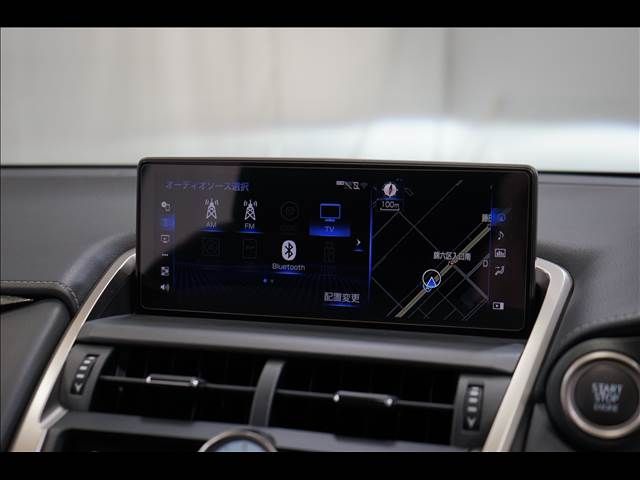 TOYOTA LEXUS NX300 2017 Image 31