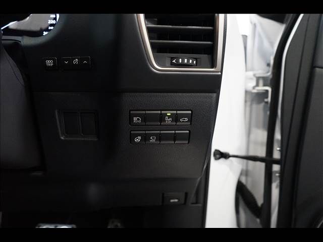 TOYOTA LEXUS NX300 2017 Image 31