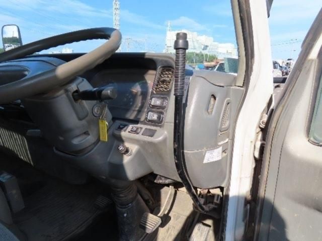 MITSUBISHI  1997 Image 31