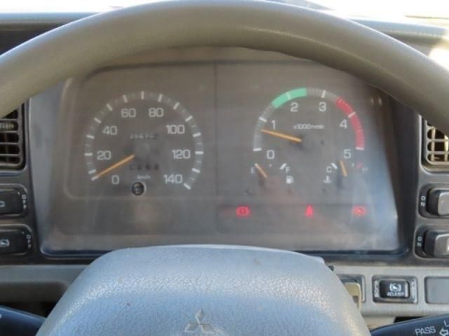 MITSUBISHI  1997 Image 31