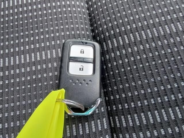 HONDA VEZEL HYBRID 2016 Image 31