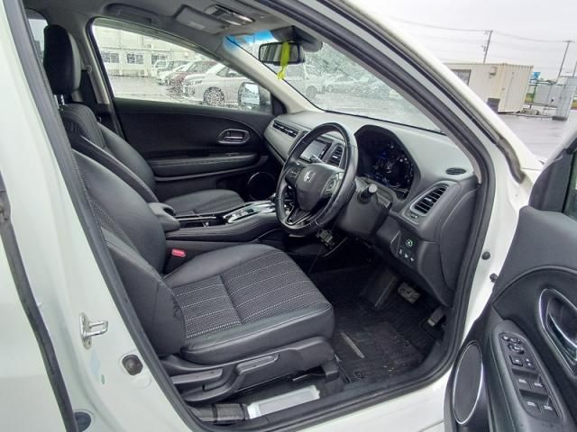 HONDA VEZEL HYBRID 2016 Image 31