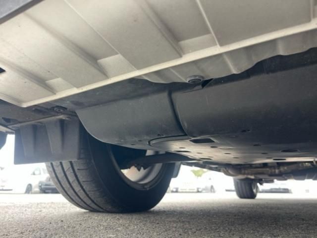 HONDA VEZEL HYBRID 2016 Image 31