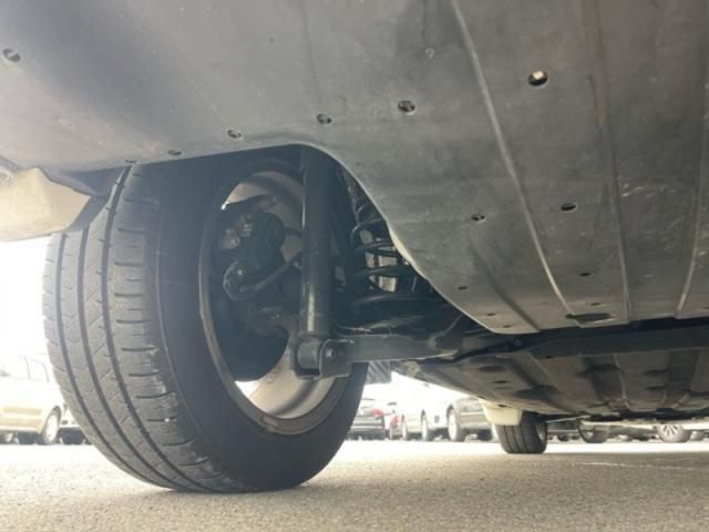 HONDA VEZEL HYBRID 2016 Image 31