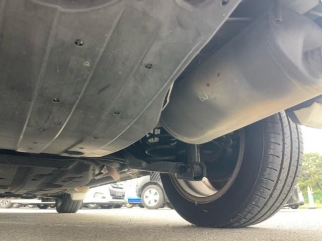 HONDA VEZEL HYBRID 2016 Image 31