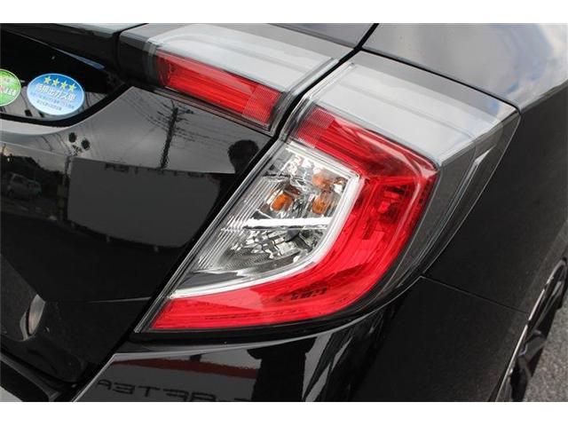 HONDA CIVIC HATCHBACK 2017 Image 31