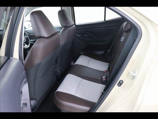 TOYOTA YARIS CROSS HYBRID 2021 Image 31