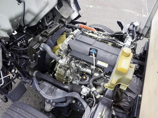 MITSUBISHI CANTER 2020 Image 31