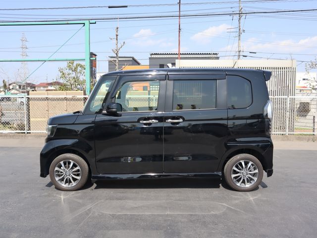 HONDA N BOX+ CUSTOM 2021 Image 31