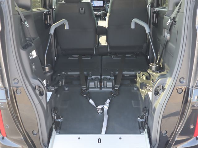 HONDA N BOX+ CUSTOM 2021 Image 31