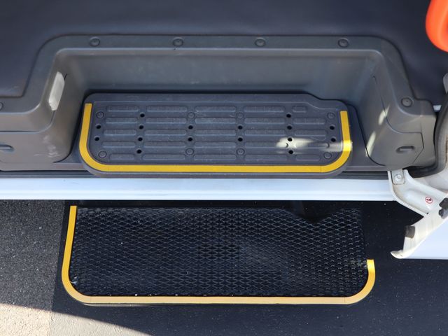 NISSAN NV350 CARAVAN 2017 Image 31