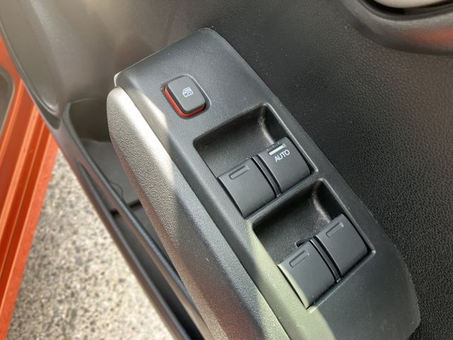 HONDA FIT HYBRID 2013 Image 31