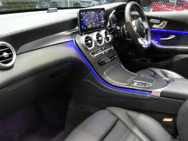 MERCEDES BENZ MERCEDES AMG GLC CLA 2019 Image 31