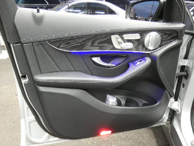 MERCEDES BENZ MERCEDES AMG GLC CLA 2019 Image 31