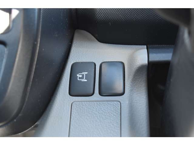 HINO DUTRO 2018 Image 31