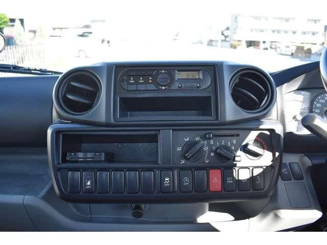 HINO DUTRO 2018 Image 31