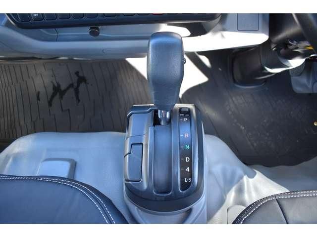 HINO DUTRO 2018 Image 31