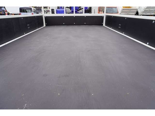 MITSUBISHI CANTER 2025 Image 31