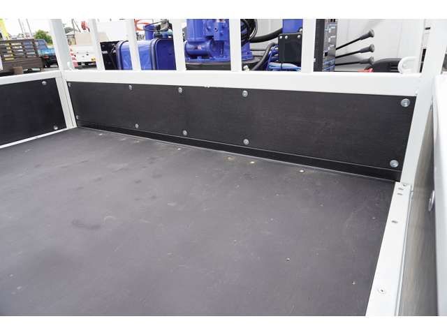 MITSUBISHI CANTER 2025 Image 31