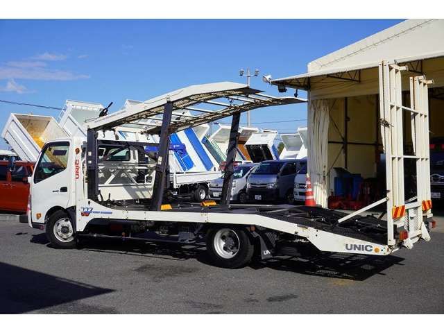 HINO DUTRO 2018 Image 31