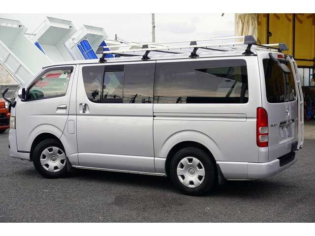 TOYOTA HIACE VAN 2WD 2012 Image 31