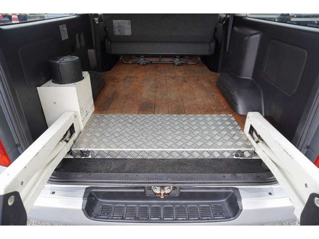 TOYOTA HIACE VAN 2WD 2012 Image 31