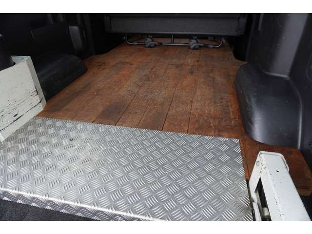 TOYOTA HIACE VAN 2WD 2012 Image 31