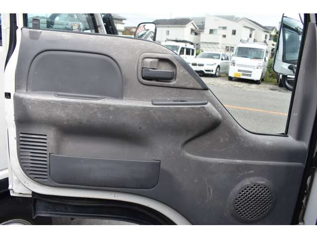 ISUZU ELF 2014 Image 31