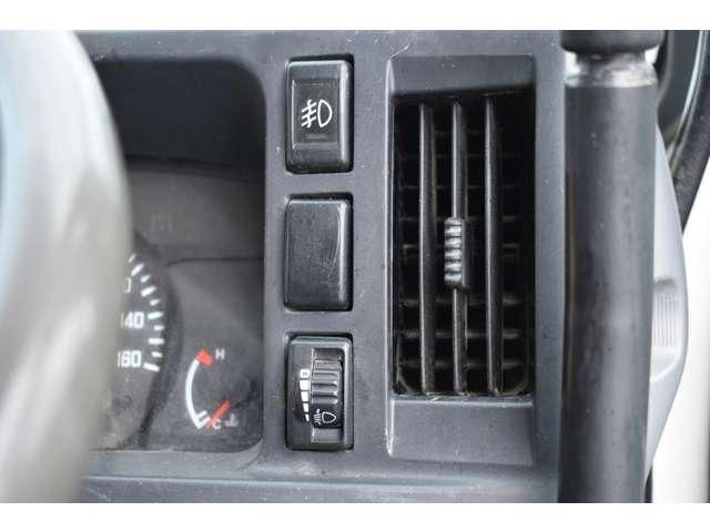 ISUZU ELF 2014 Image 31