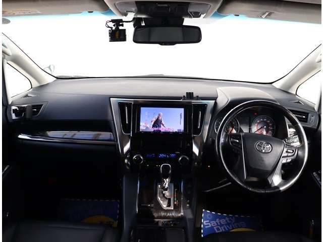 TOYOTA VELLFIRE 2018 Image 31