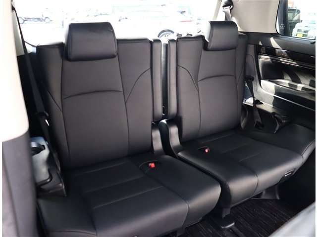 TOYOTA VELLFIRE 2018 Image 31