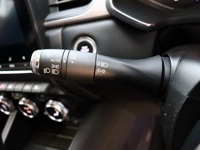 RENAULT CAPTUR 2021 Image 31