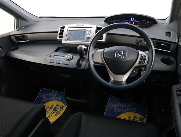 HONDA FREED SPIKE HYBRID 2012 Image 31