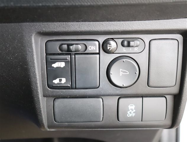 HONDA FREED SPIKE HYBRID 2012 Image 31