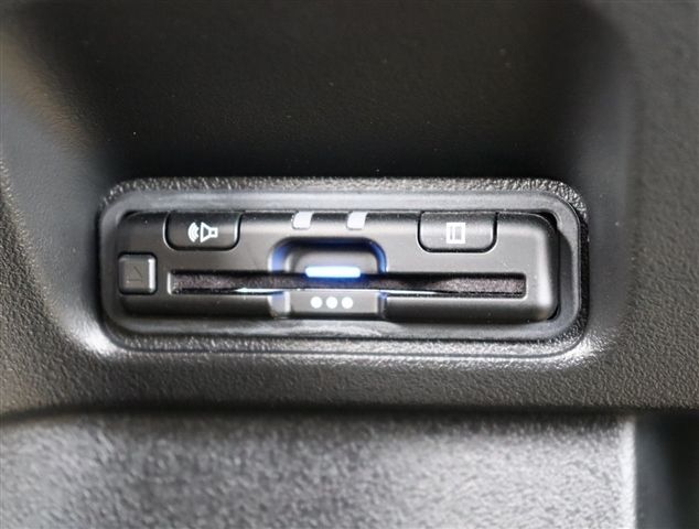 HONDA N BOX CUSTOM 2024 Image 31