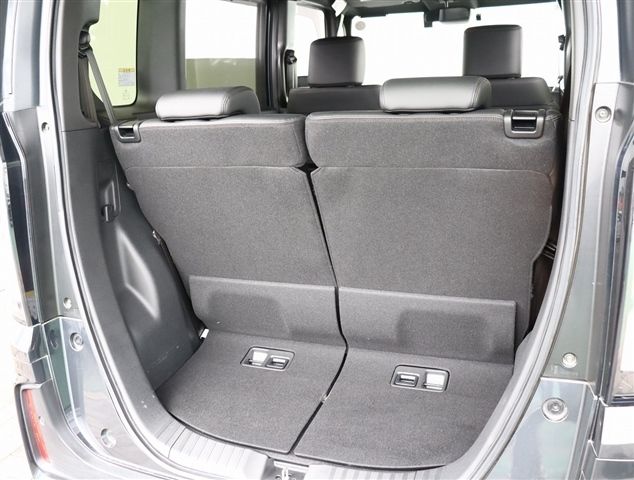 HONDA N BOX CUSTOM 2024 Image 31