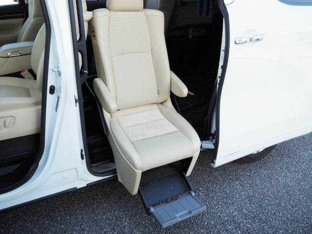 TOYOTA ALPHARD 4WD 2018 Image 31