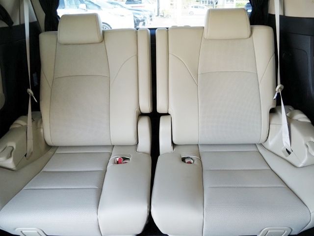 TOYOTA ALPHARD 4WD 2018 Image 31