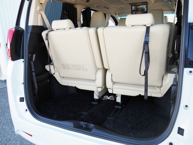 TOYOTA ALPHARD 4WD 2018 Image 31