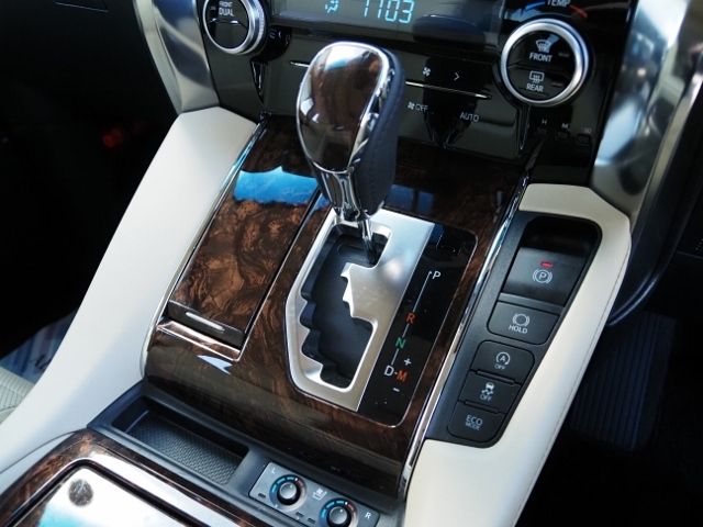 TOYOTA ALPHARD 4WD 2018 Image 31