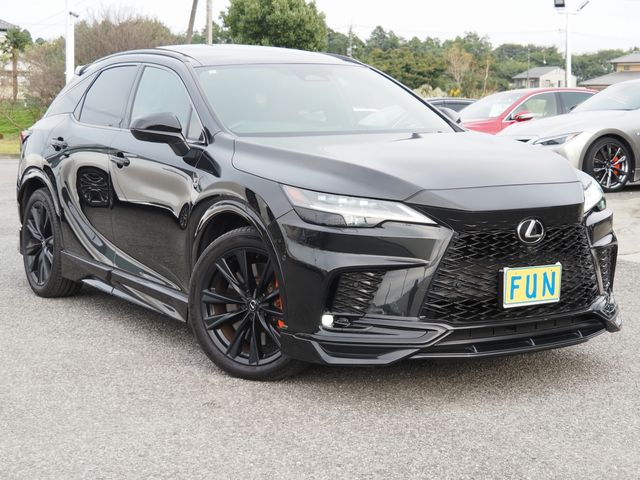 TOYOTA LEXUS RX500H 2023 Image 31