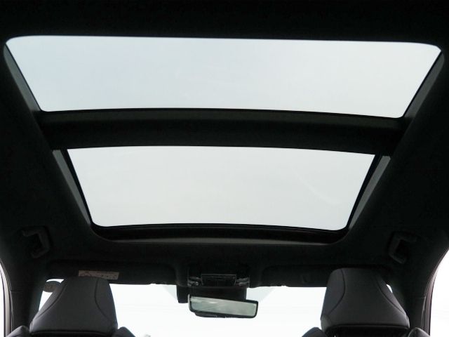 TOYOTA LEXUS RX500H 2023 Image 31