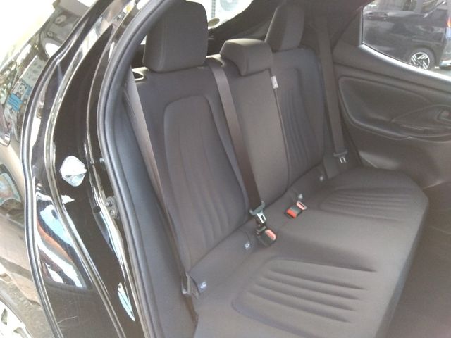 TOYOTA YARIS 2022 Image 31