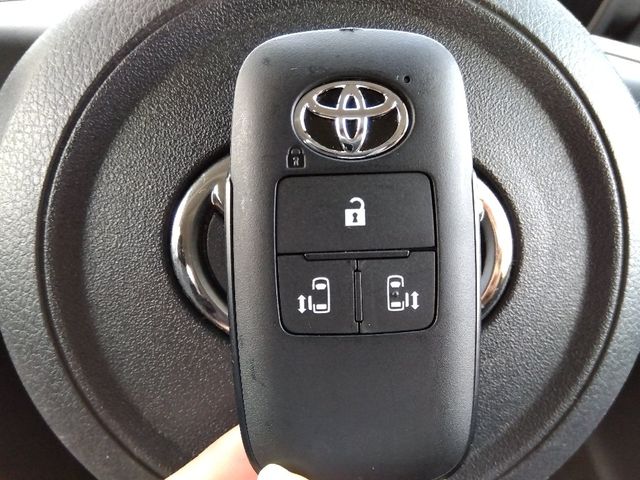 TOYOTA ROOMY 2021 Image 31