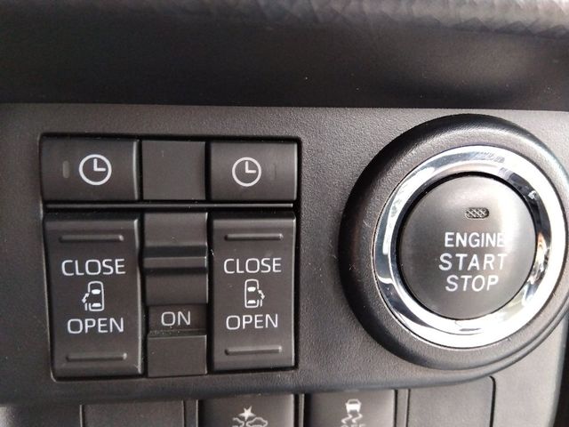 TOYOTA ROOMY 2021 Image 31