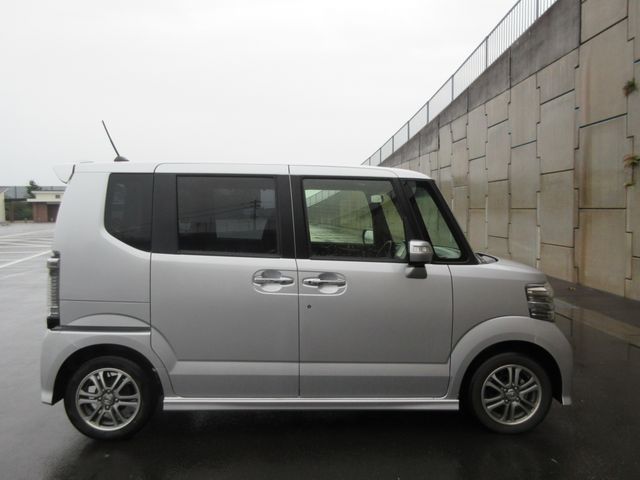 HONDA N BOX CUSTOM 2015 Image 31