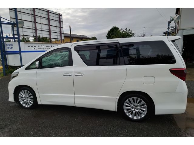 TOYOTA ALPHARD 2012 Image 31